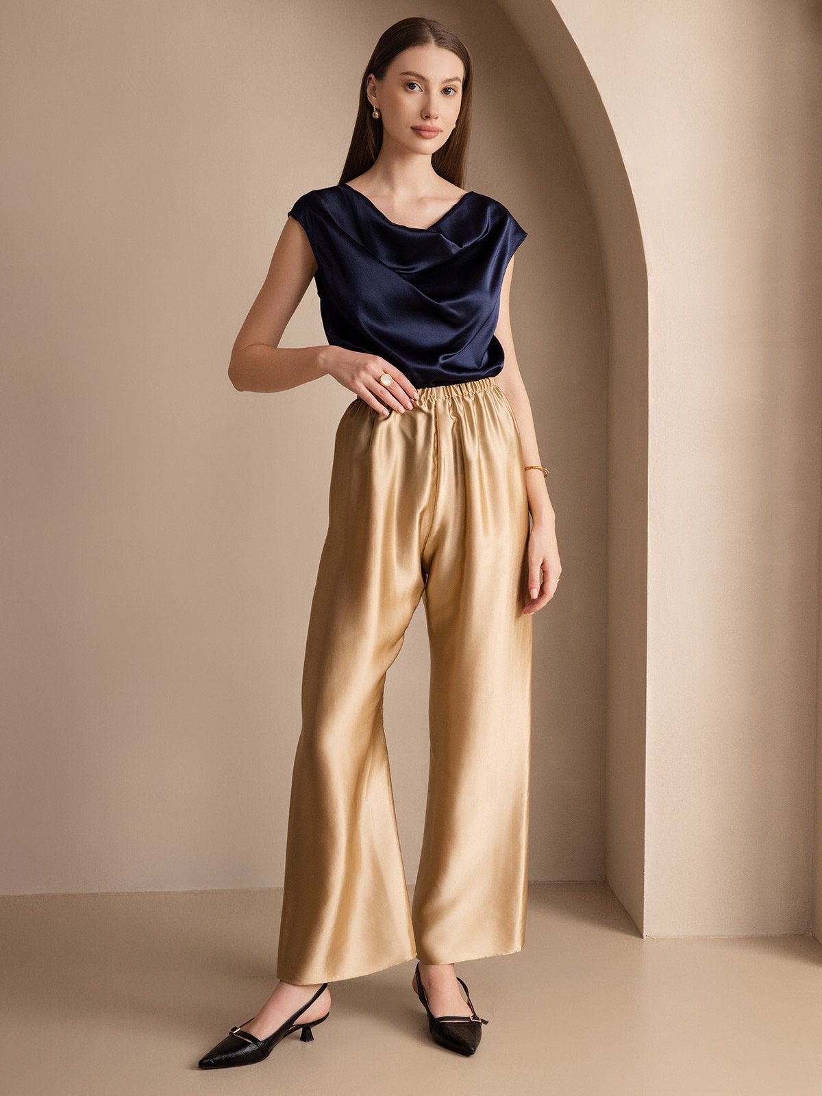 [Bleu Foncé] SilkSilky-FR 19Momme Soie Sans manches Col Bénitier Femme T-Shirt 006