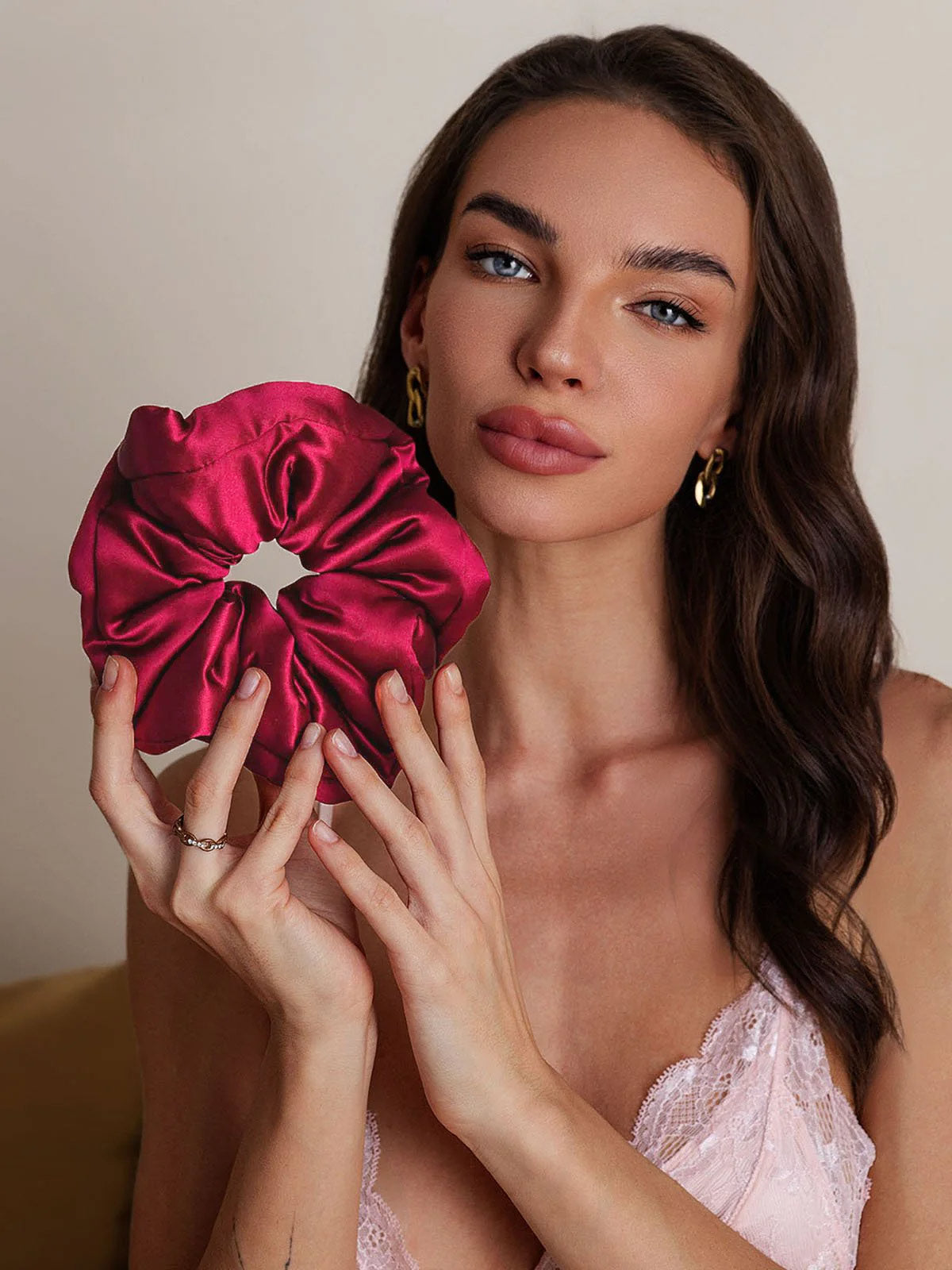 [Rouge Vineux] SilkSilky-FR Soie Scrunchie 002