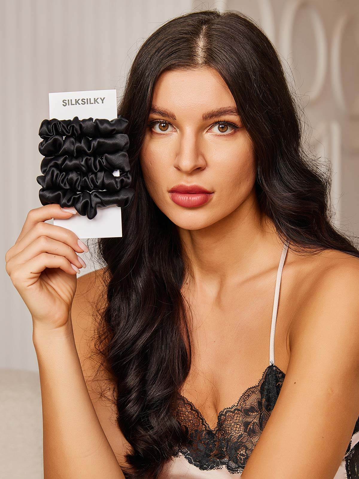 [Noir] SilkSilky-FR 19Momme Pure Soie Scrunchie 002