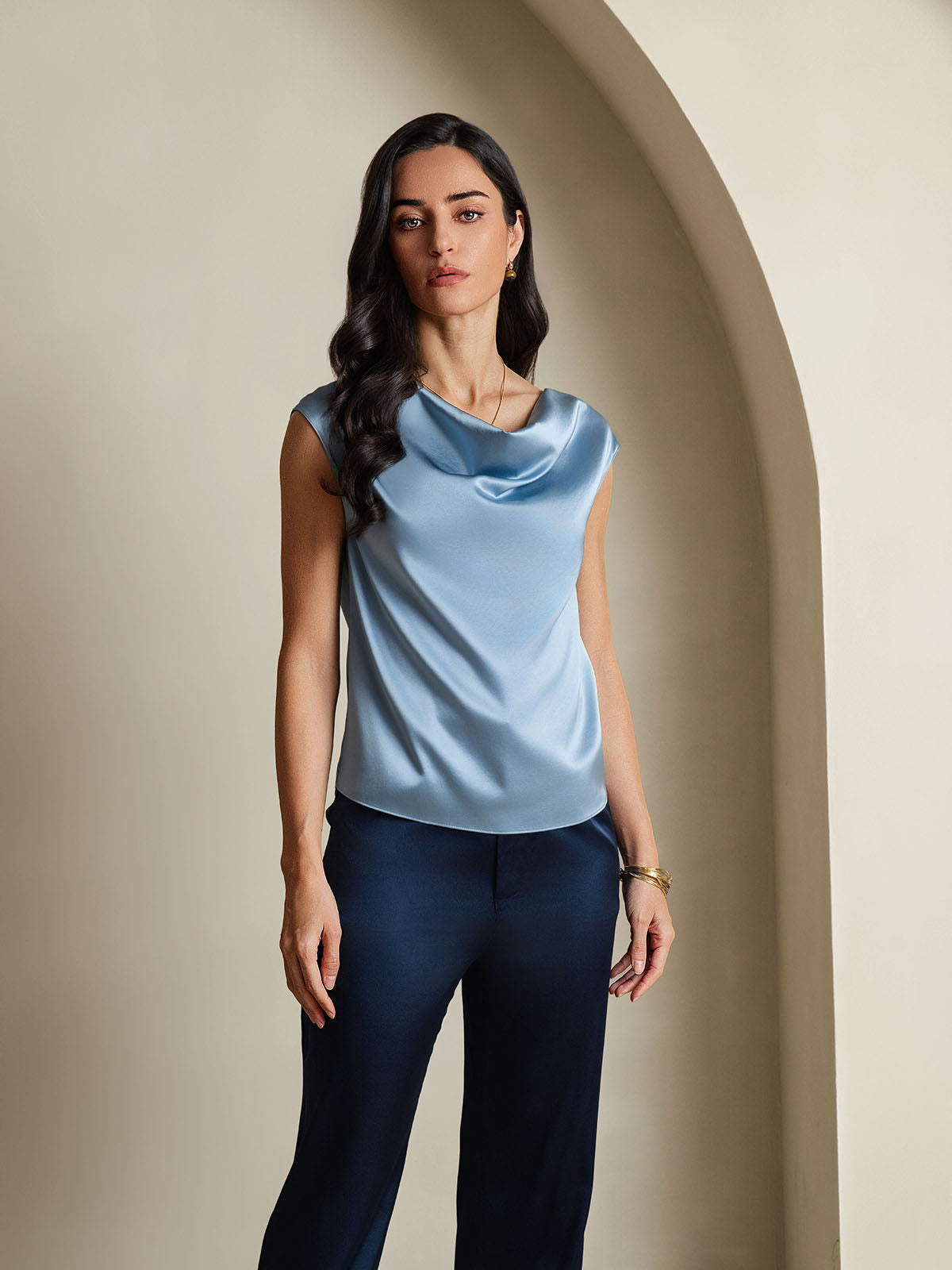 [Bleu Grisâtre] SilkSilky-FR 19Momme Soie Col Bénitier Femme T-Shirt 001