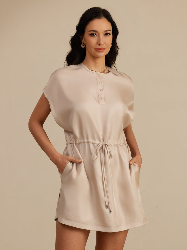 Robe Courte Soie Col Henley Manches Cap