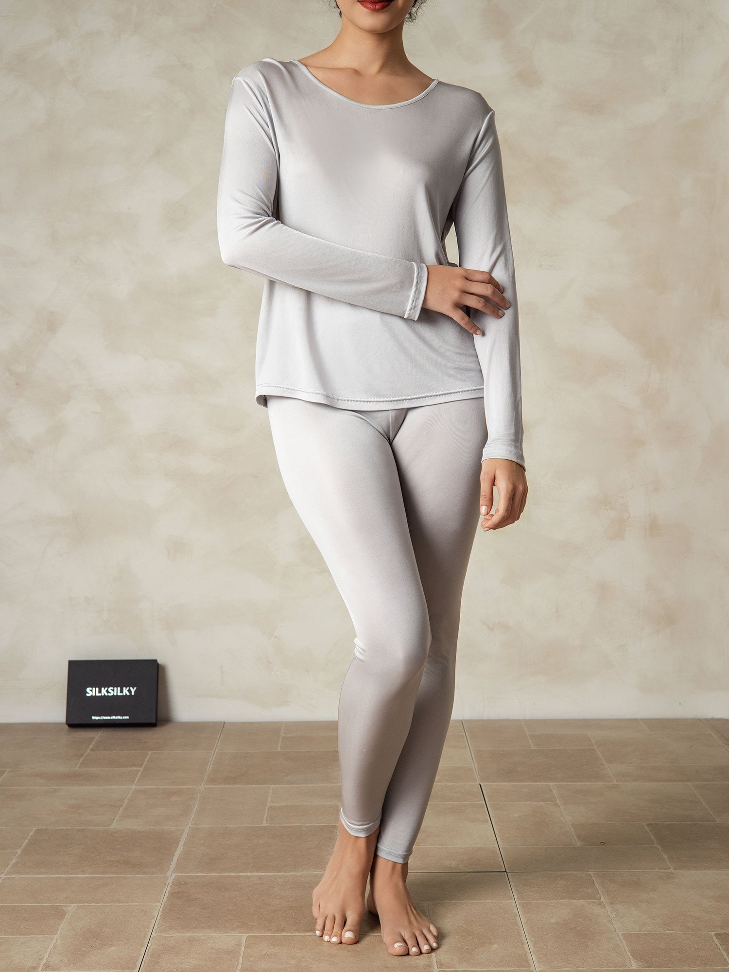 [Argent] SilkSilky-FR Soie Col Rond Femme Pyjamas 003