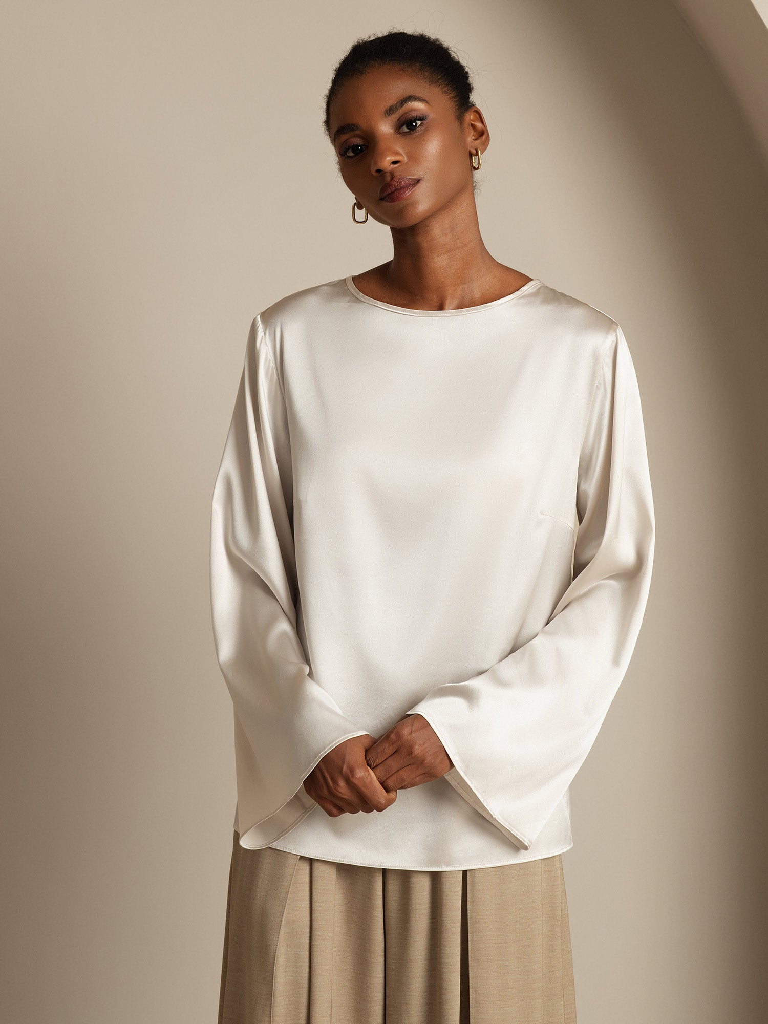 [Gris Clair] SilkSilky-FR 19Momme Soie Col Rond Femme T-Shirt 004