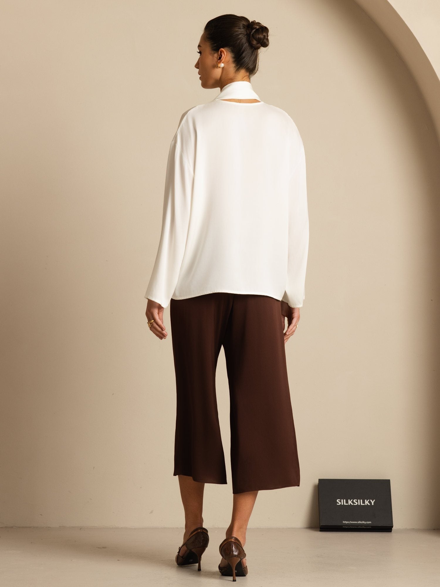 [Blanc] SilkSilky-FR 19Momme Soie Manches longues Col V Blouse 002