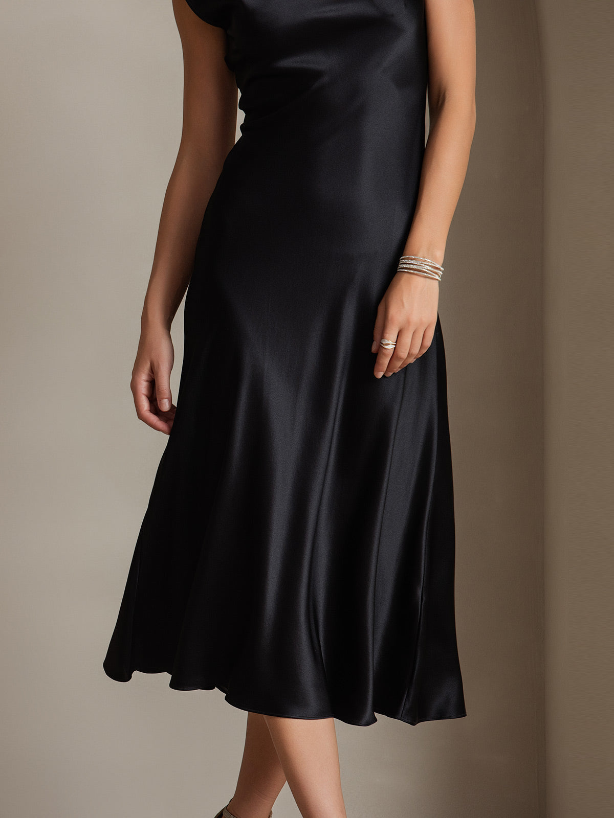 [Noir] SilkSilky-FR 19Momme Soie Col Rond Robes 008