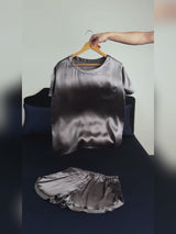 SilkSilky-FR Short Sleeve Round Neck Femme Pyjamas video 001