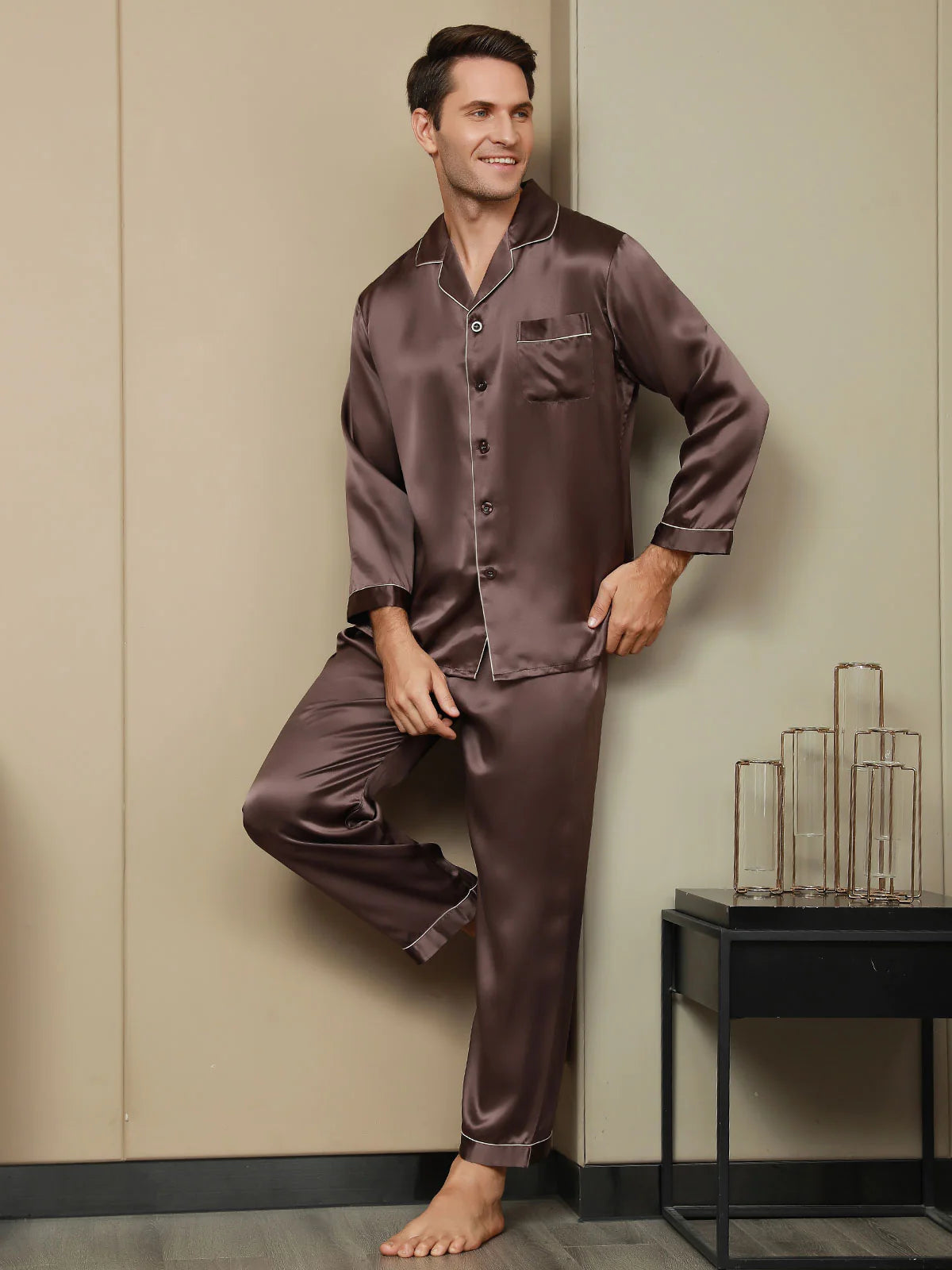 Chemise De Nuit à Manches Longues Pour Homme - Peignoir Léger Avec Boutonnière - Vêtement De Chambre élégant - Décontracté - Vêtement De Nuit Chemise De Nuit à Manches Longues Pour Homme - Peignoir Léger Avec Boutonnière - Vêtement De Chambre élégant - Décontracté - Vêtement De Nuit